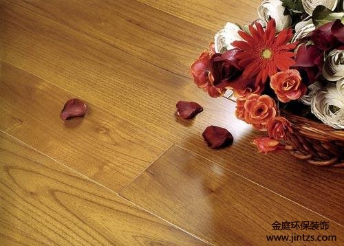 木地板保养：实木地板如何保养？